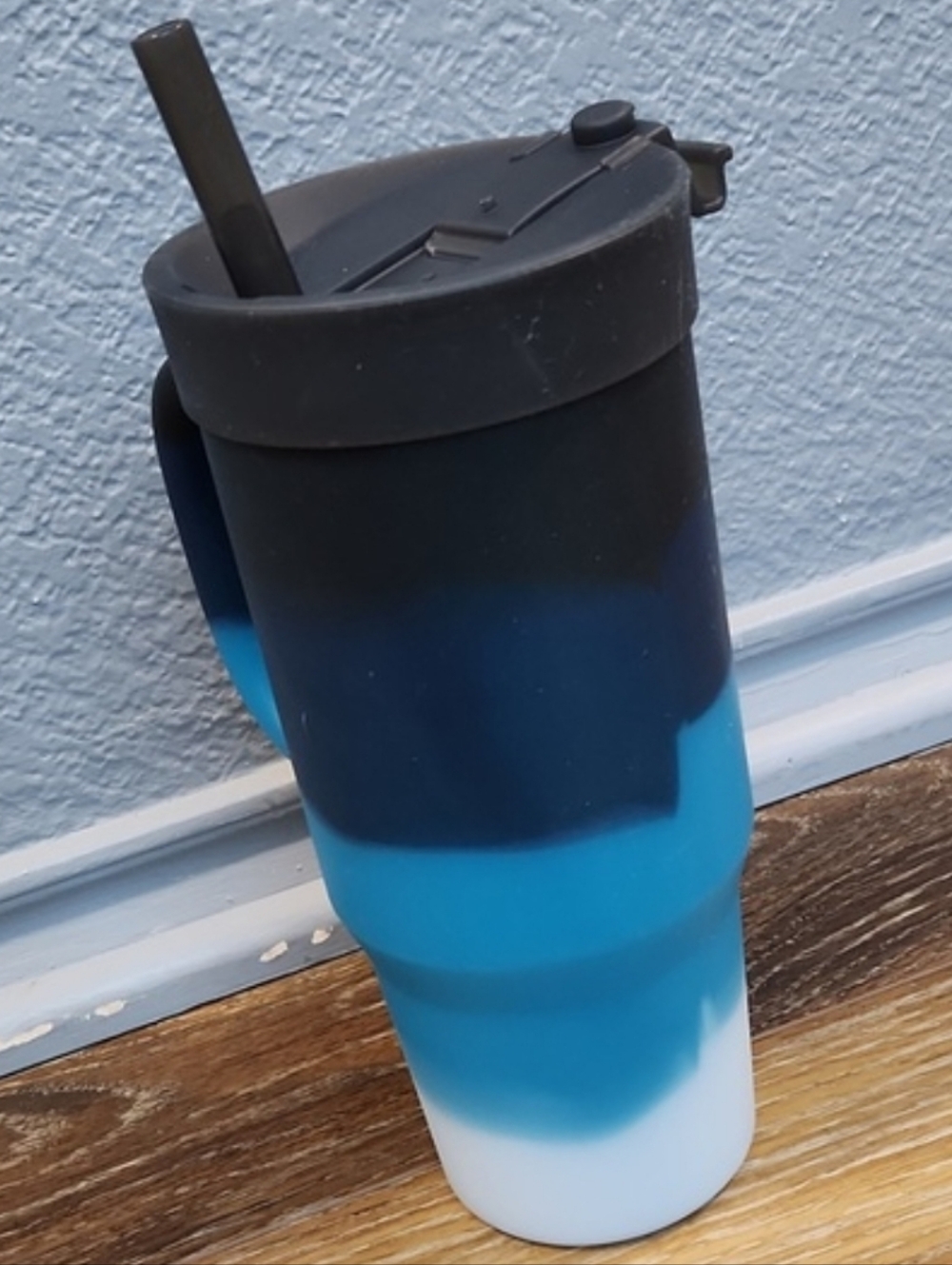 NWOT Silipint 32 oz Straw Humbler Tumbler Moon Beam White Teal Blue Black Ombre - Picture 2 of 10